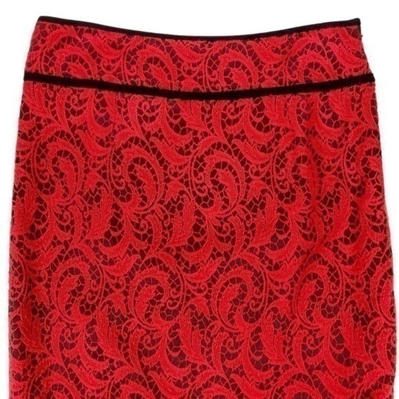 Magaschoni Skirt Vintage Womens 12 Red 3D Textured Paisley Laced Spilt Pencil‎ - Picture 2 of 12
